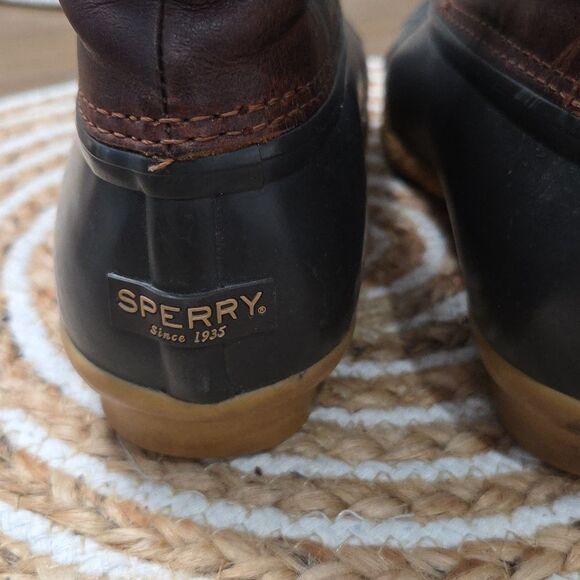 Sperry Saltwater Leather Womans Duck Boot, Size 8 - Picture 8 of 12